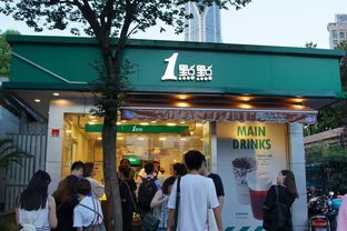 10個購物中心新晉飲品 排隊王 年輕人排隊2小時也要買